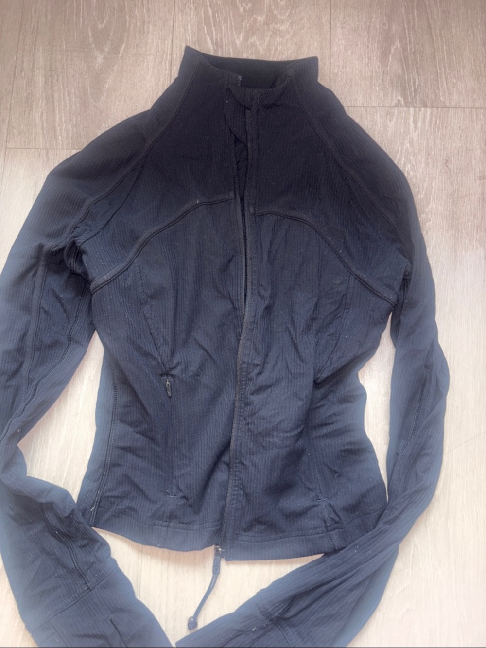 Lululemon cropped ribbed Nulu jacket